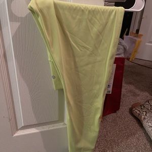NWT lululemon wunder under tight 25”